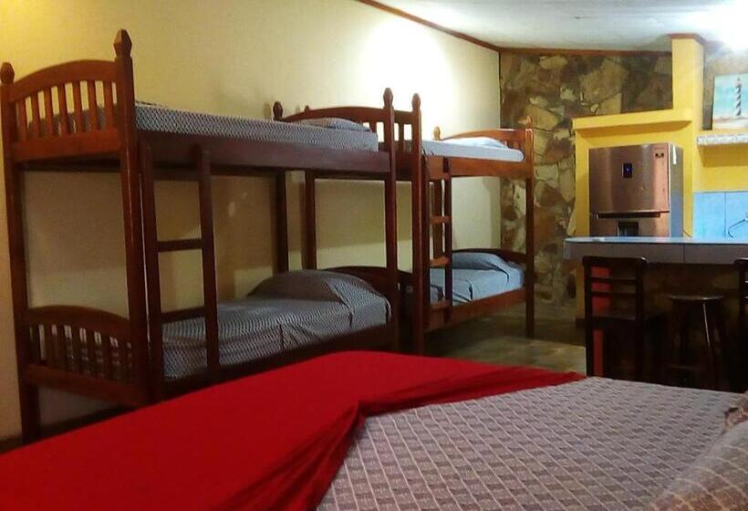 Семейное Бунгало, Hostel Sunset Villas Popoyo