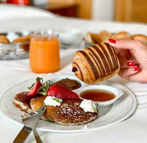 اتاق سوپریور با تخت بزرگ, Four Seasons Hotel Tunis