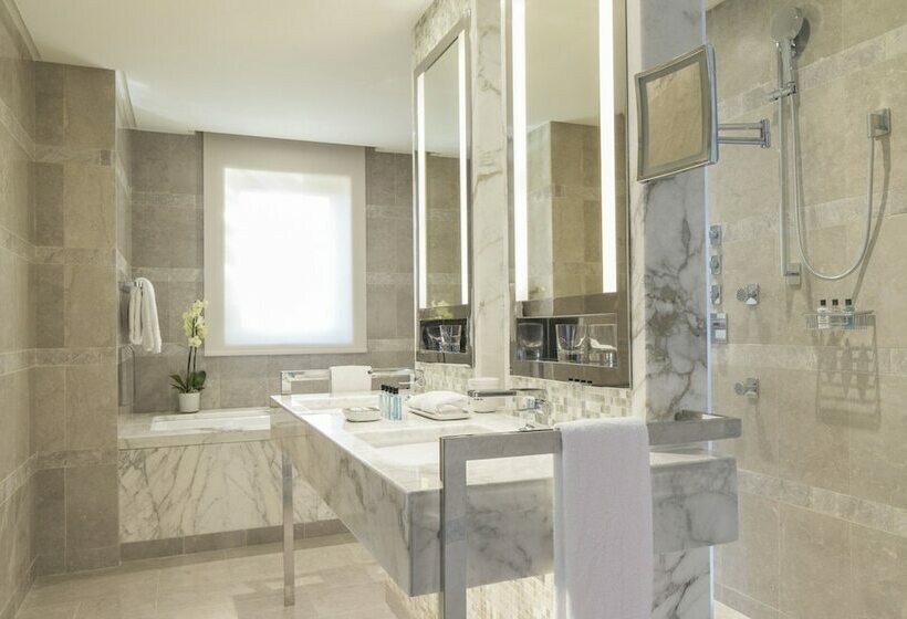 اتاق لوکس با چشم‌انداز باغ, Four Seasons Hotel Tunis
