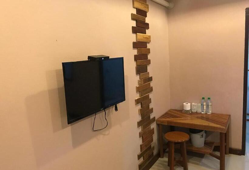 Номер Economy, Chill Chill Resort