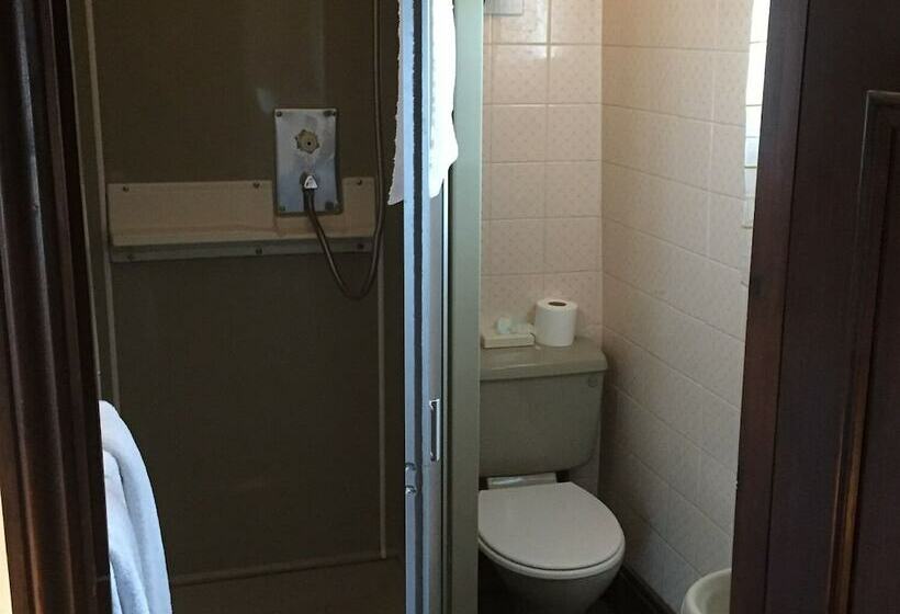 Номер Стандарт, Cross Keys Hotel Chatteris