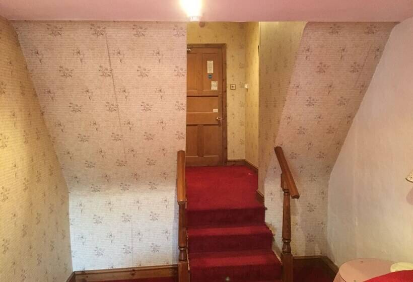 Номер Superior, Cross Keys Hotel Chatteris