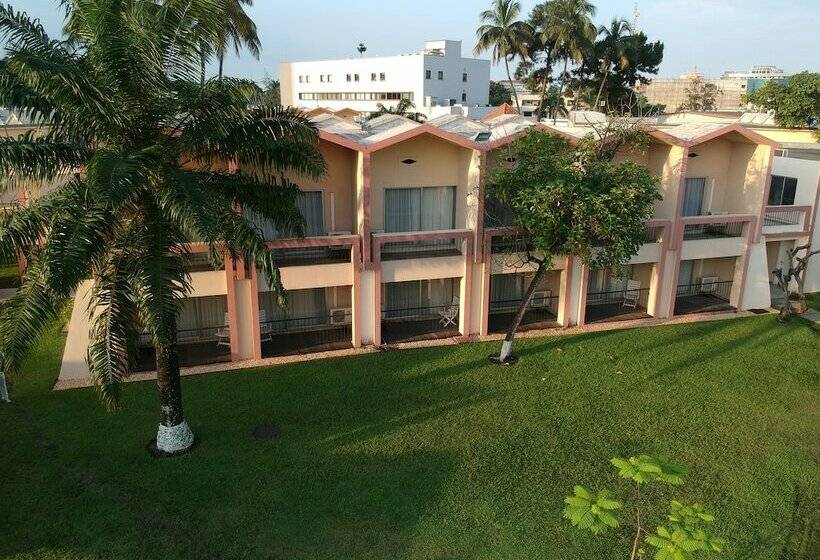 سوییت لوکس, Elais