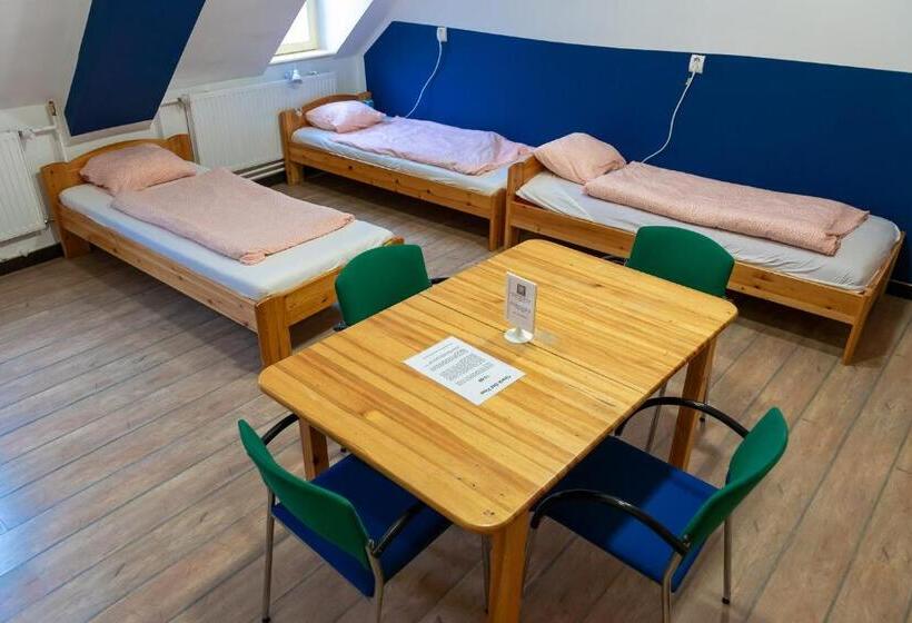 Семейный Номер, Lima Hostel Győr