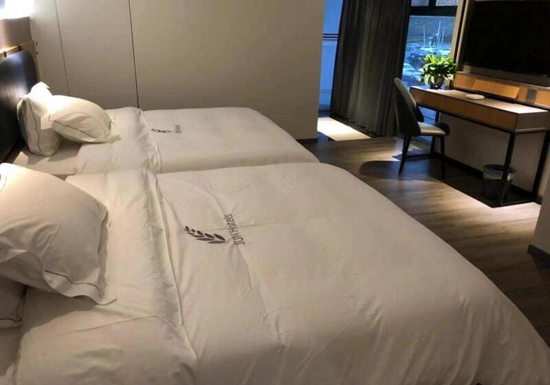 Номер Economy, Junyi Hotel Nanjing Olympic Sports Center