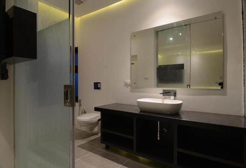 اتاق لوکس با تخت بزرگ, Thc Backpackers Jodhpur