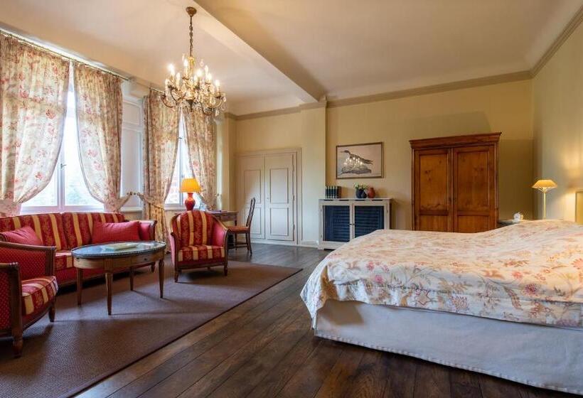 Полулюкс, Gästehaus Schloss Saareck