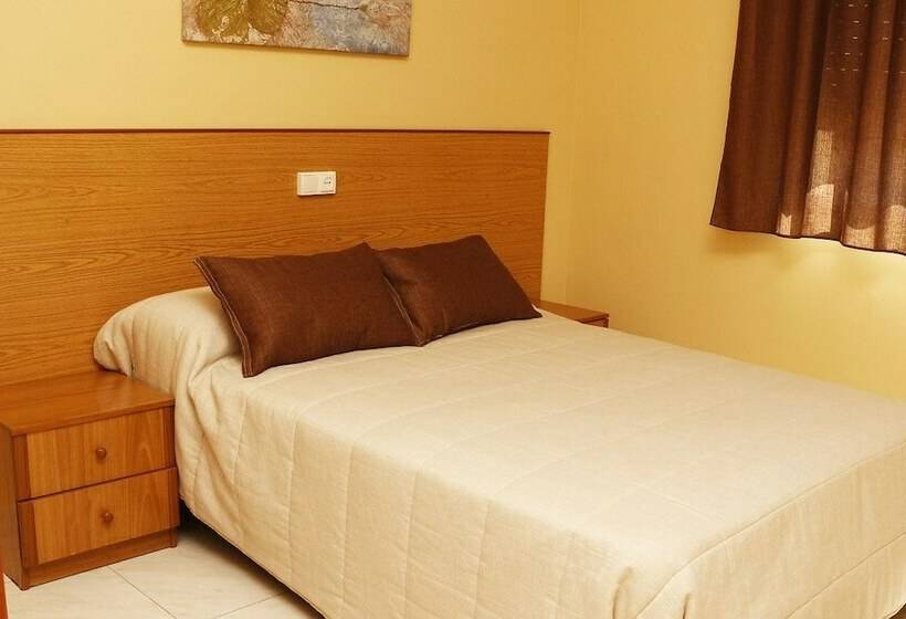 Номер Стандарт, Hostal Restaurante Labrat