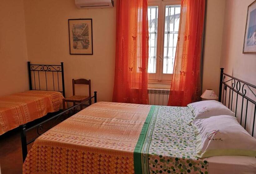اتاق کلاسیک سه تخته, B&b Stella Dell'adriatico