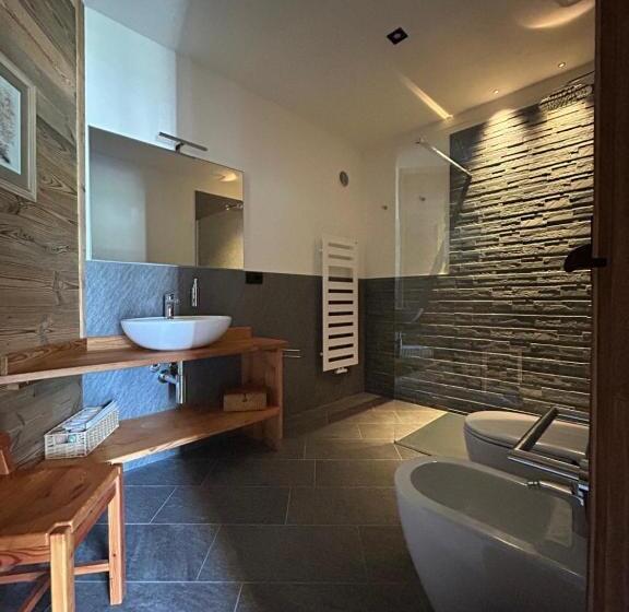 کلبه ییلاقی, Hibou Chambres   Cogne