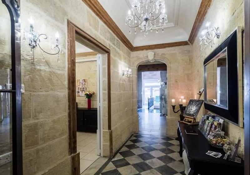 اتاق لوکس, Julesy S Bnb