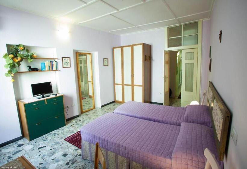 Standard room with outdoor bath, Sassari In