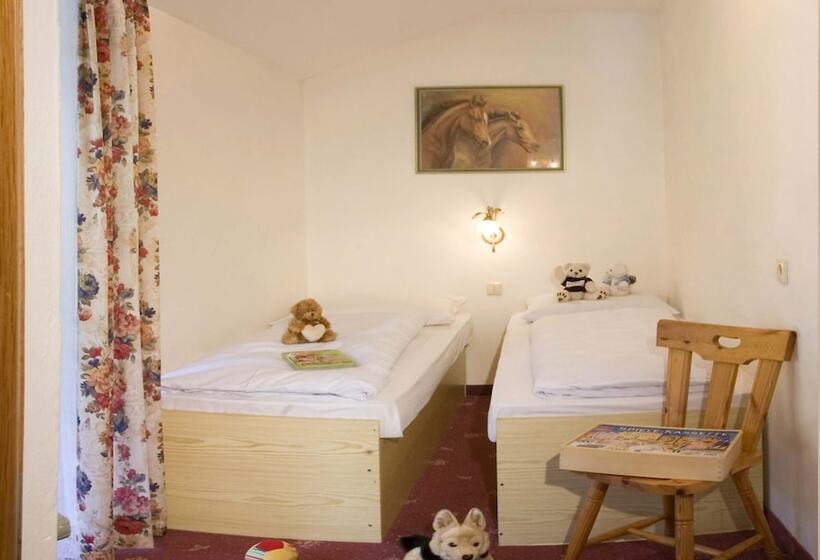 Апартаменты 2 Спальни, Sporthotel Kalcherhof