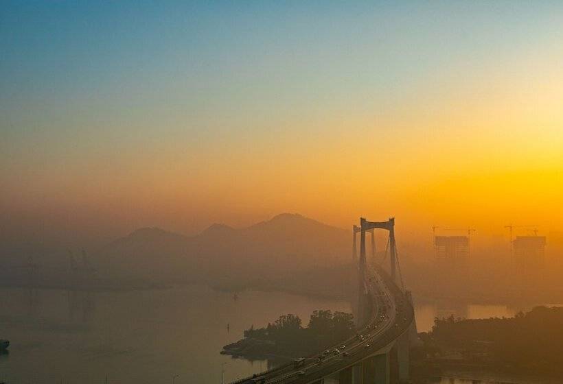 总统套房, Hualuxe Xiamen Haicang Habour View   An Ihg