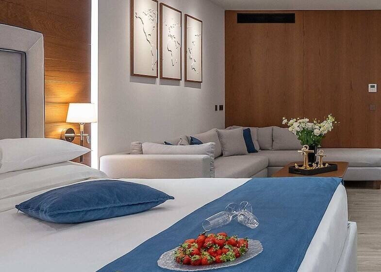 Suite m. Pool, Nana Princess Suites Villas & Spa
