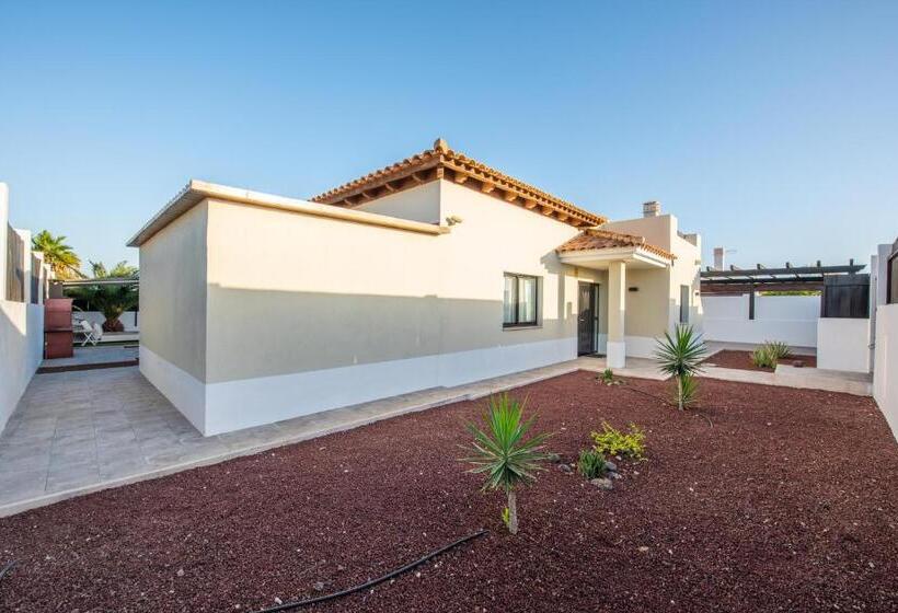Вилла 3 Спальни, Ereza Villas Alicia