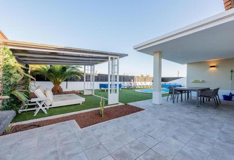 Вилла 3 Спальни, Ereza Villas Alicia