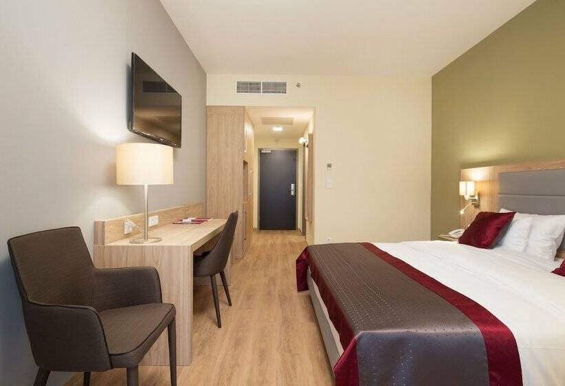 Номер Superior Кровать Кинг, Akeah Verdi Budapest