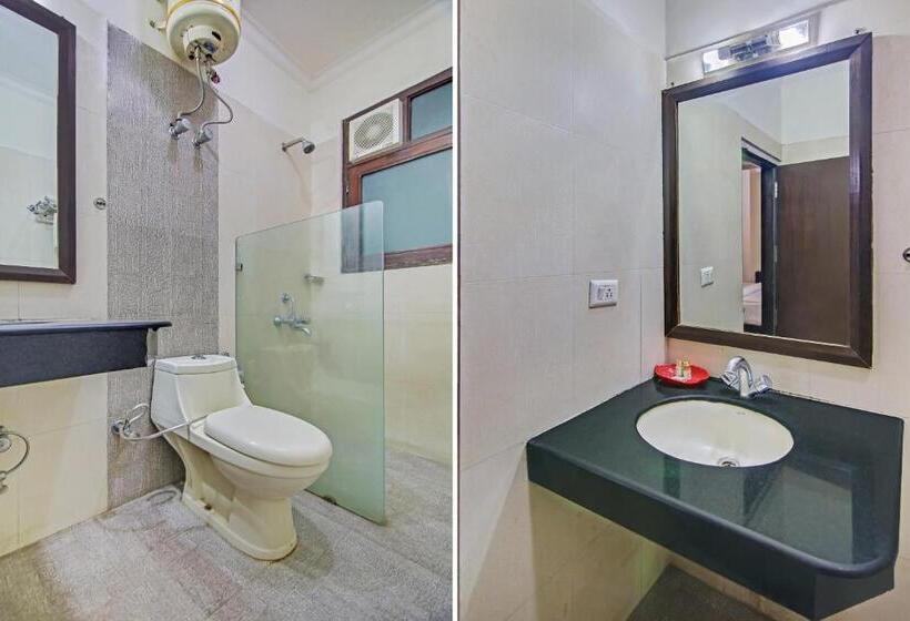 Трехместный Номер Классика, Super Capital O Tipsyy Near Aravali Biodiversity Park