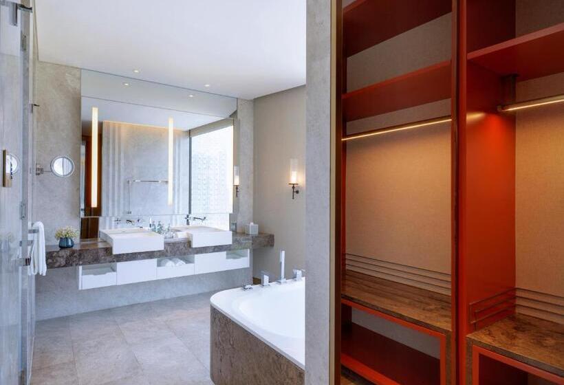 اتاق استاندارد با تخت بزرگ, Grand Hyatt Xi An
