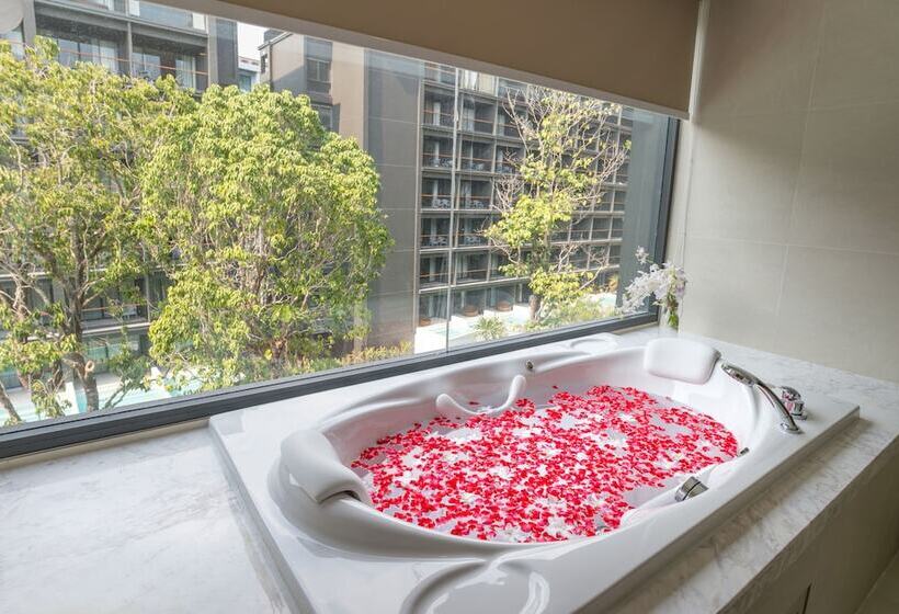 풀장 전망 디럭스 룸, Panan Krabi Resort   Sha Extra Plus