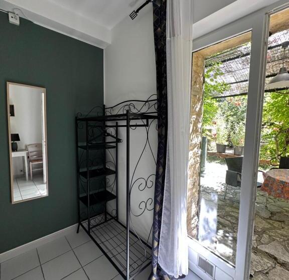 Номер Стандарт с Террасой, Le Moulin D Antelon