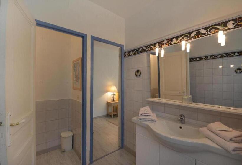 غرفة قياسية مزوَّدة بتراس, Le Moulin D Antelon