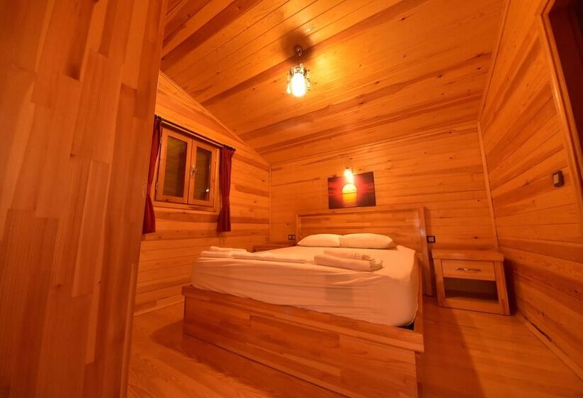Family Suite, Lemon Garden Lodge