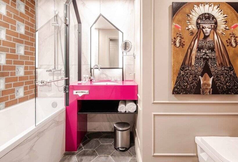 Номер Стандарт Вид на Озеро, Mercure Kaliningrad