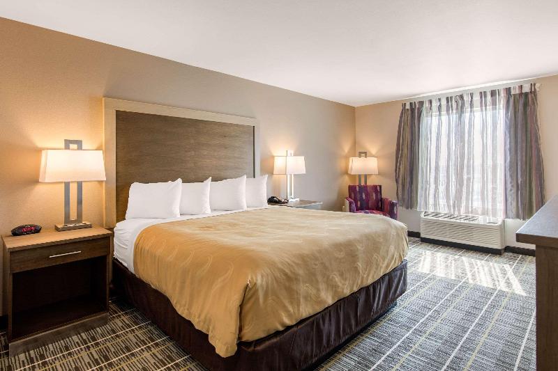 스탠다드 룸 킹사이즈 침대, Quality Inn & Suites Carlsbad Caverns Area