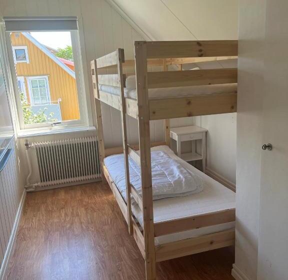 带2个卧室的别墅, Kungshamns Vandrarhem