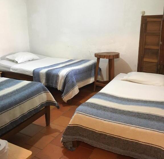 Четырехместный Номер Economy, Selvablanca Hostel