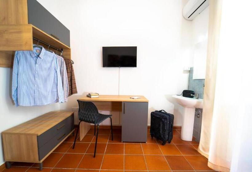 Standard room with outdoor bath, Ballarò