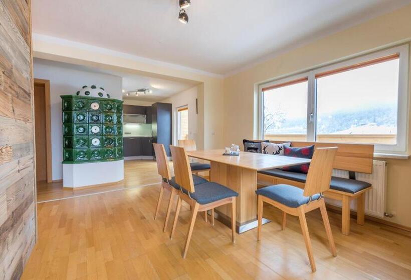带2个卧室的公寓, Stadlhof