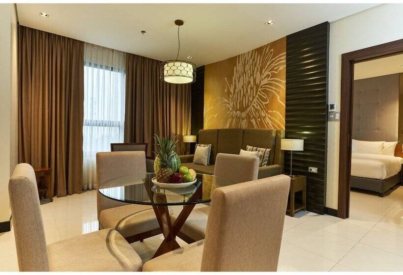스위트, Summit Hotel Tacloban