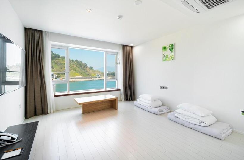 اتاق استاندارد با چشم‌انداز, Yeosu Hotel Haven