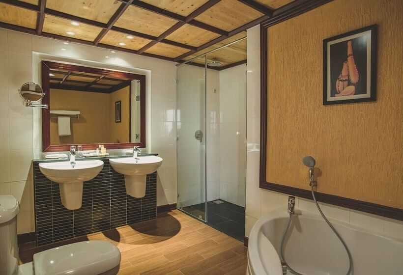 اتاق خانوادگی, Mövenpick Hotel & Residences Nairobi