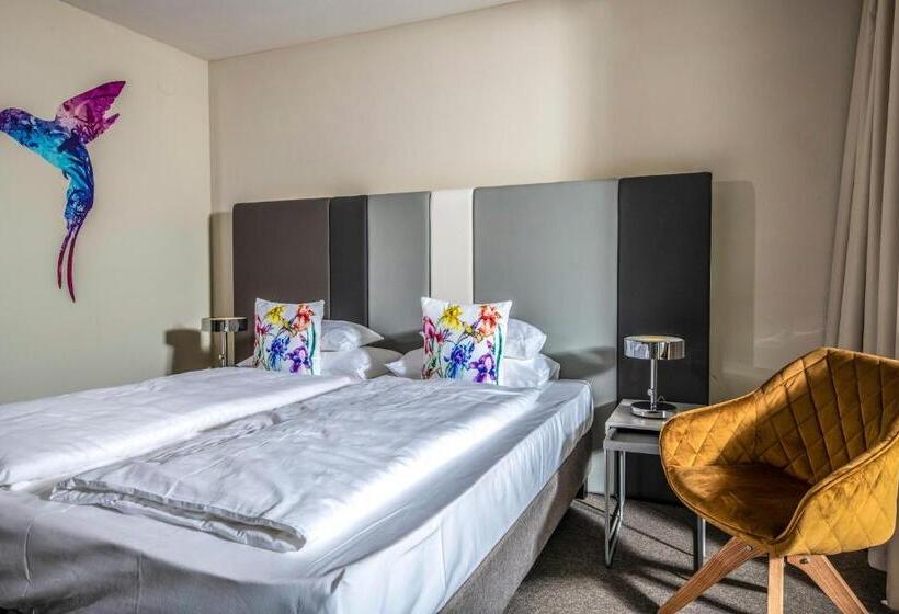 Номер Стандарт с Балконом, Open Hotel Szentes