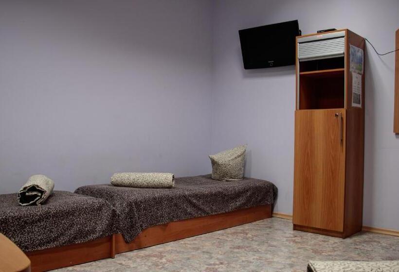 اتاق استاندارد سه نفره, Arcobaleno Home