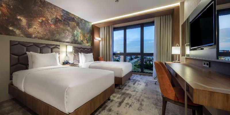 اتاق استاندارد با چشم‌انداز دریا, Hilton Garden Inn Yalova