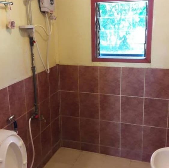 Номер Стандарт, Sukau Backpackers B&b