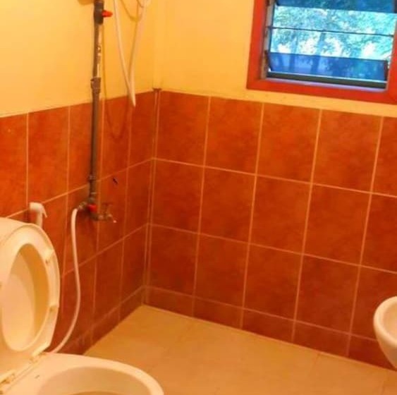 Семейный Номер, Sukau Backpackers B&b
