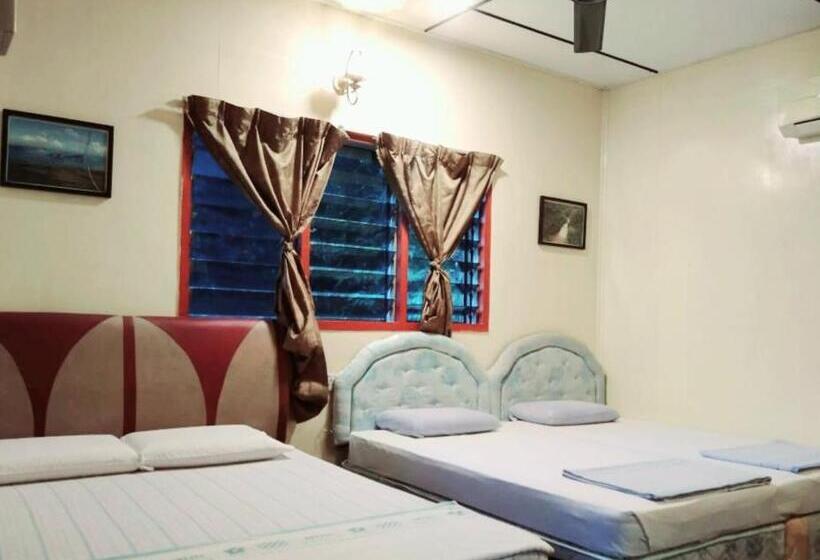 Номер Executive, Sukau Backpackers B&b