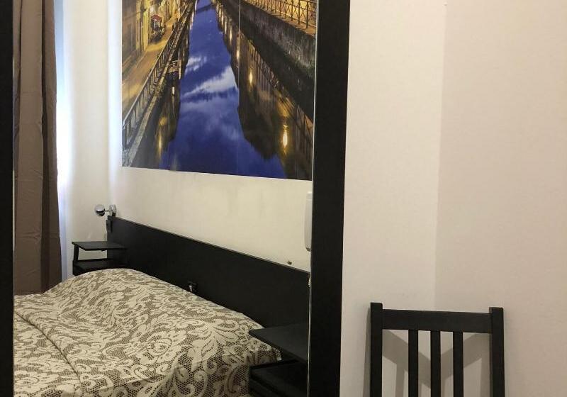 اتاق استاندارد با سرویس بهداشتی مشترک, Albergo Corvetto Corso Lodi