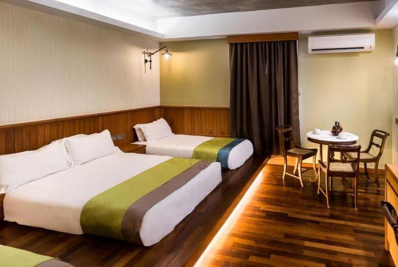 Familienzimmer, Treasures Hotel And Suites