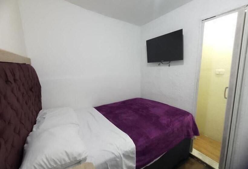 스탠다드 룸 공동 욕실, Hostel La Antigua Capsula