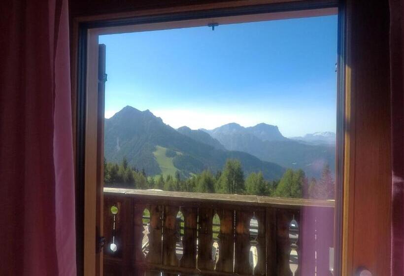 Четырехместный Номер Стандарт, Rifugio Graziani Hütte