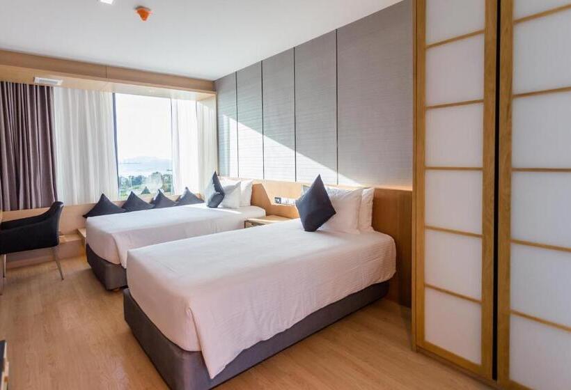 سوئیت 2 خوابه, Arize Hotel Sri Racha