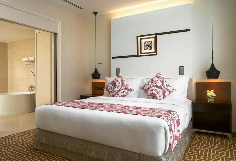 سوئیت رویال, Movenpick Hotel & Convention Centre Klia