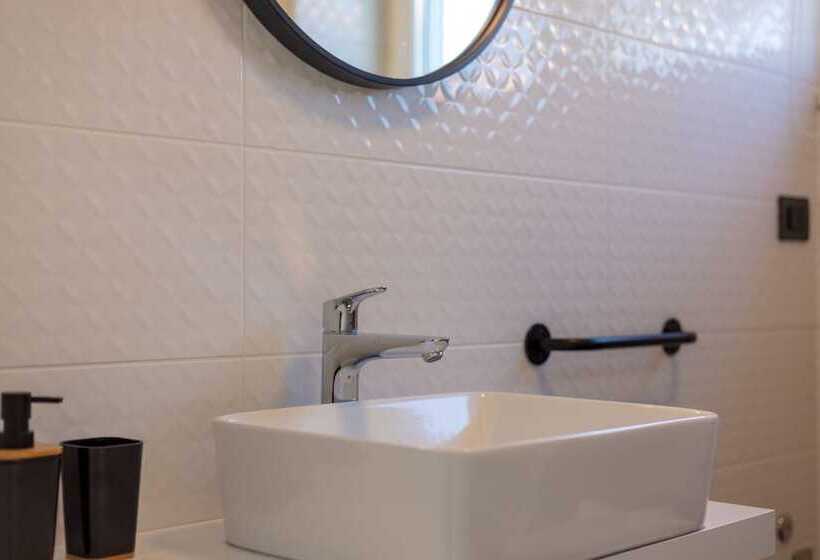Номер Deluxe с Балконом, Luxury Villa Karla